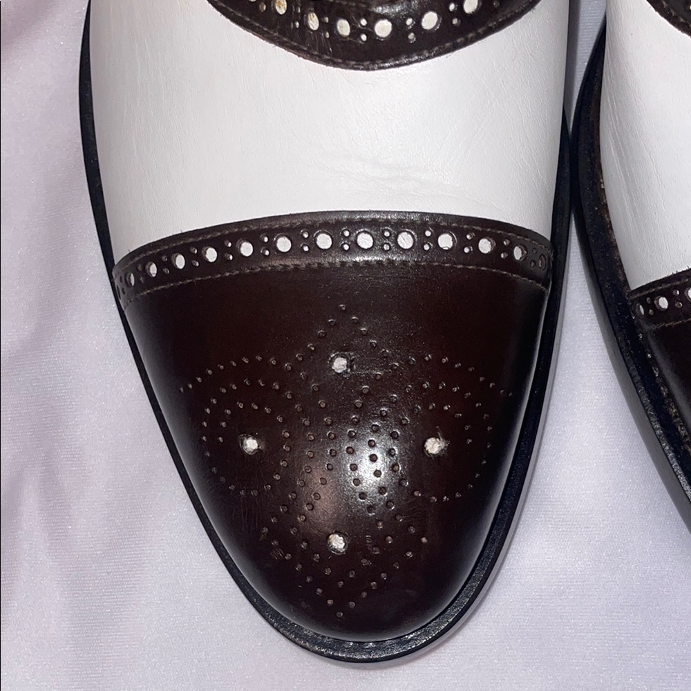 Botticelli Italian Leather Two-Tone Oxford Dress Shoes - Picture 9 of 15